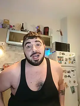 bear_skinny webcam