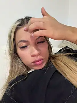 Mia_Rosee1 live cam on StripChat
