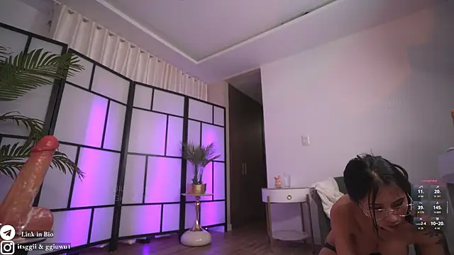 gigi_ulala1 webcam