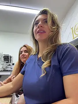 alicee16 live cam on StripChat