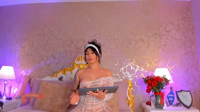 scarlettwallace - ScarlettWallace's free webcam - UK Sex Cams