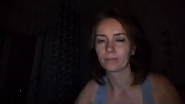 JenniferAlone live webcam show