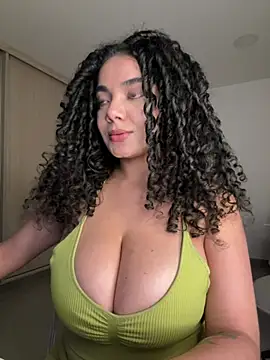 Curlyierr webcam