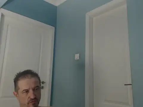 MisterFaithRO live webcam show