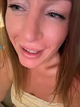 ChristinaSiemone webcam