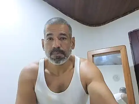 jackbigcock11 webcam
