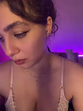 Your_insomniya live webcam show