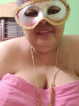 tamil-mayasri (F milf) - Ass flash
