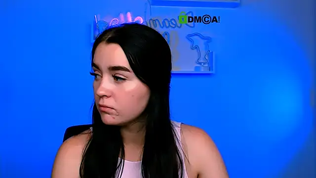 monica_xcx webcam
