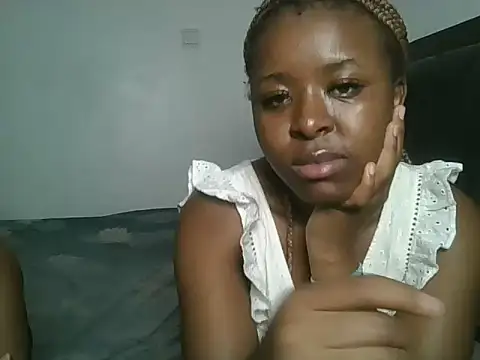 Queen_sassie webcam