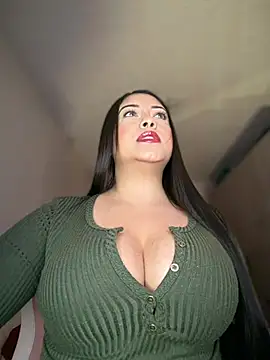 cami_ortiz__ webcam