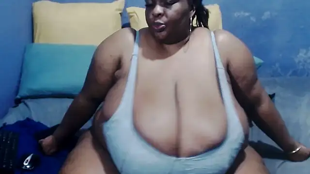 Voluptuousbbw1 live cam on StripChat