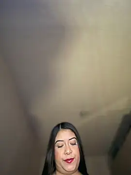 cami_ortiz__ webcam
