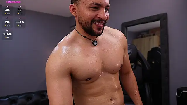 LoganMartinX live webcam show