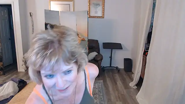 SindeeDix live webcam show