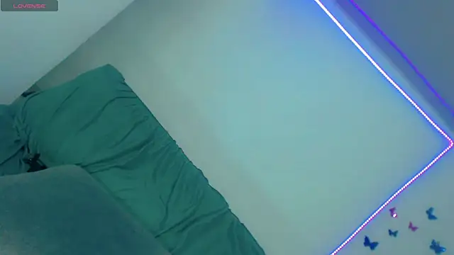 Perla_Hotcortes webcam
