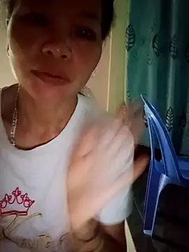 30yearr webcam