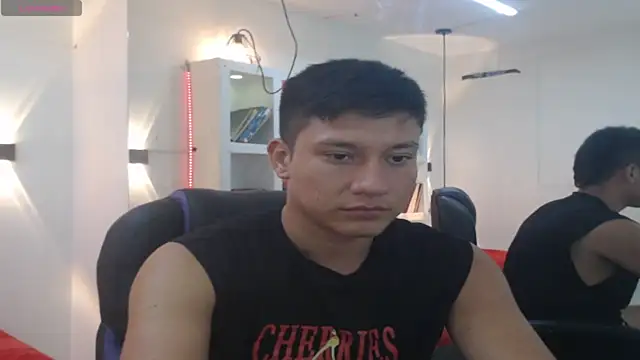 dominantboy4 (M twink) - cum show