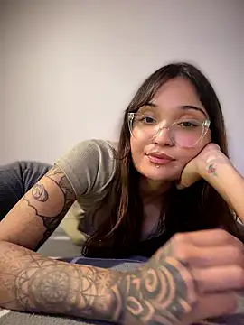 LunaXuan webcam