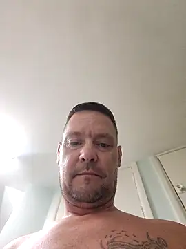 remy19866 (Ask my age) - Get dick out