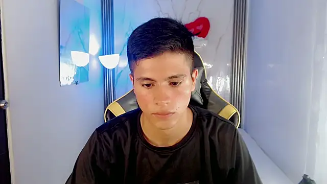 ascii_one (M twink) - SHOW CUMMM EXPLOSIVE