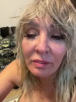 EsterHotMilf