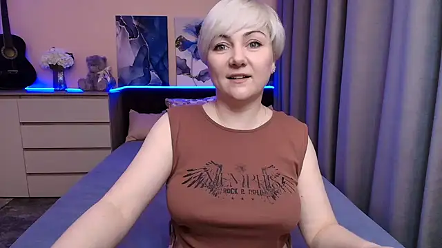 BlondPearl webcam
