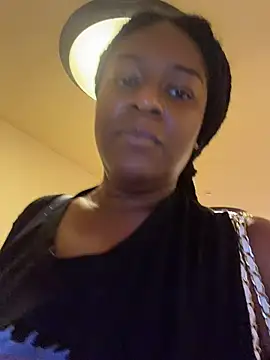 GirthGoddessCoco webcam