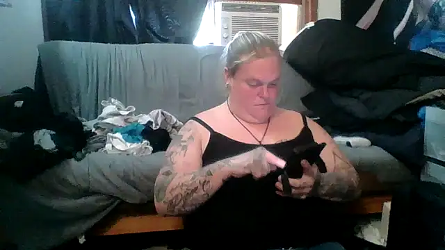 curvy420queen webcam
