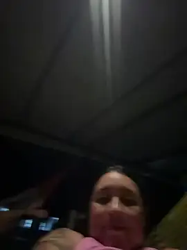 Pretty_Isadora webcam