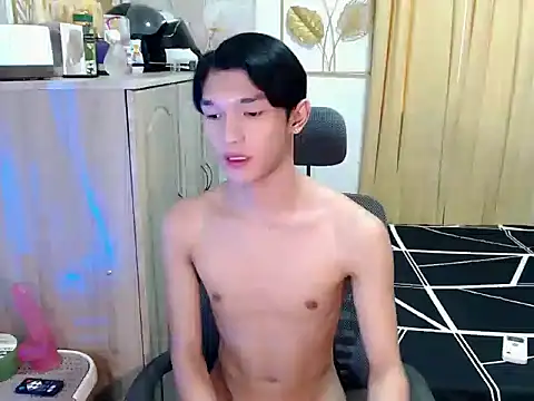 urasian_john18 webcam