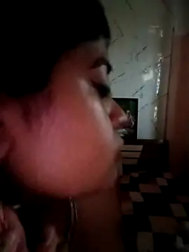 dearmona00 webcam