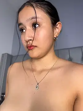 amara_huxly webcam