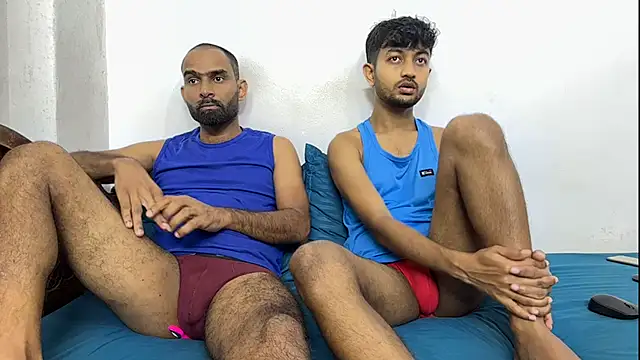 DesiDaddyandSon webcam