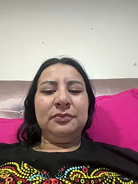 Abril_Luv webcam
