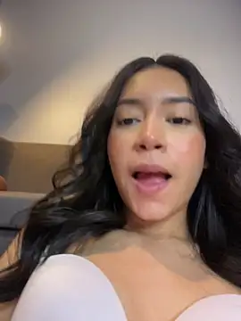 Soe_Love webcam