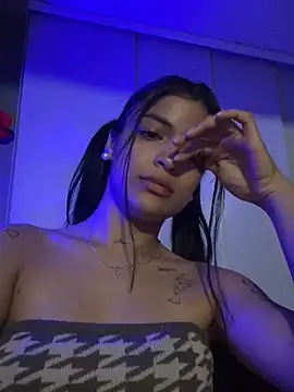 Sammy_pink webcam