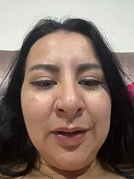Abril_Luv webcam