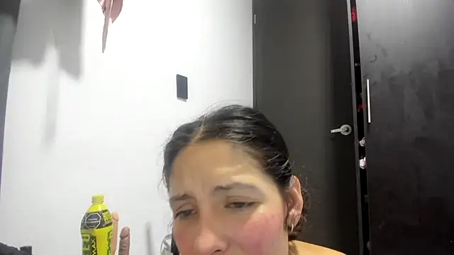 Miranda-cambell live sex cam