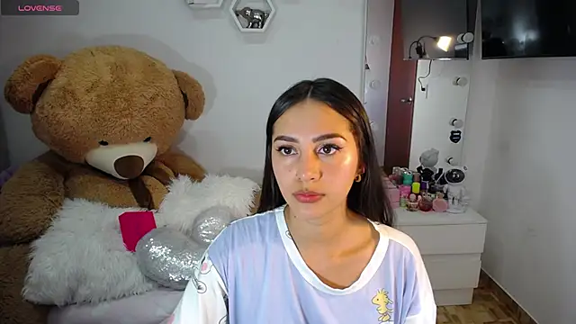 channel-rose1 live cam on StripChat
