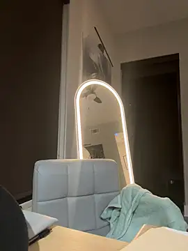 thechocolatepeach live sex cam