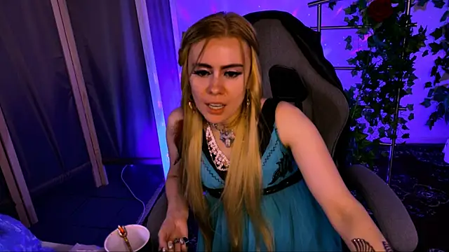 Kumiho_7777 webcam