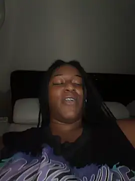 GirthGoddessCoco webcam