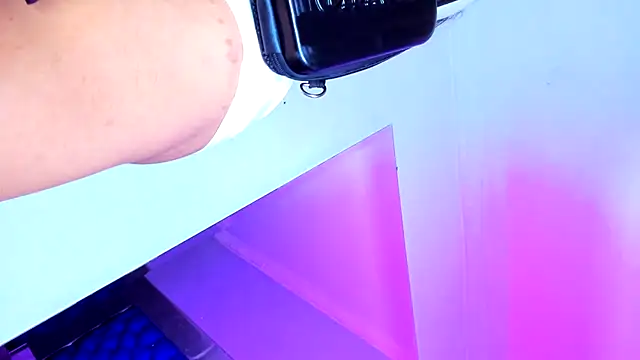 Model: Sammybitchx