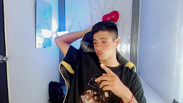 ascii_one (M twink) - SHOW CUMMM EXPLOSIVE