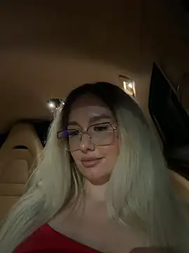mollyxxx live cam on StripChat