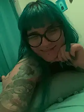 madammedalia webcam