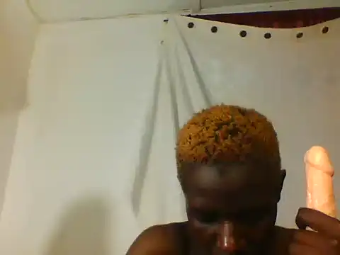 Goldy_petite webcam