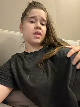 HornyGirlH webcam