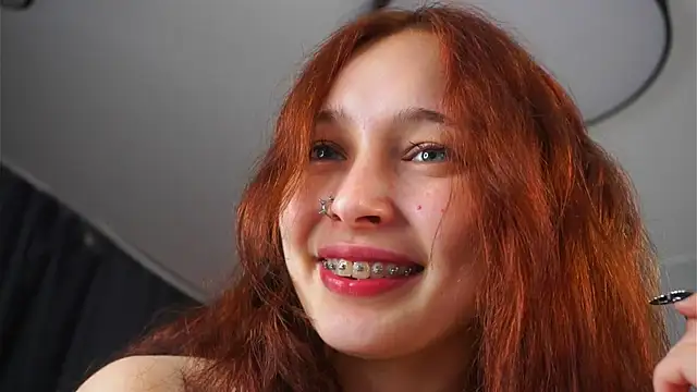 HannaHayles live cam on StripChat